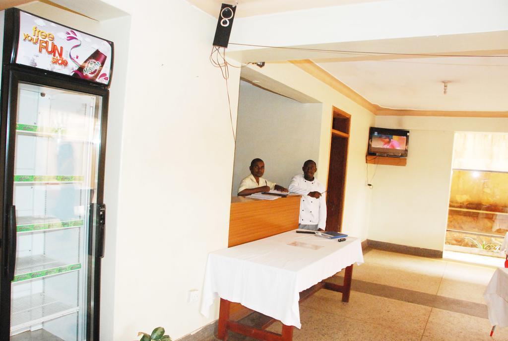 Serene Hotel Kampala Extérieur photo
